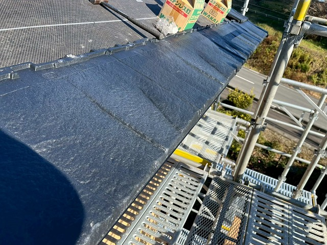 石岡市　スレート屋根葺き完了全景